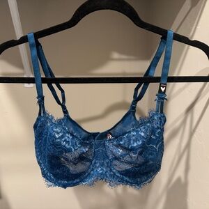 Victoria's Secret Unlined Dream Angels Bra